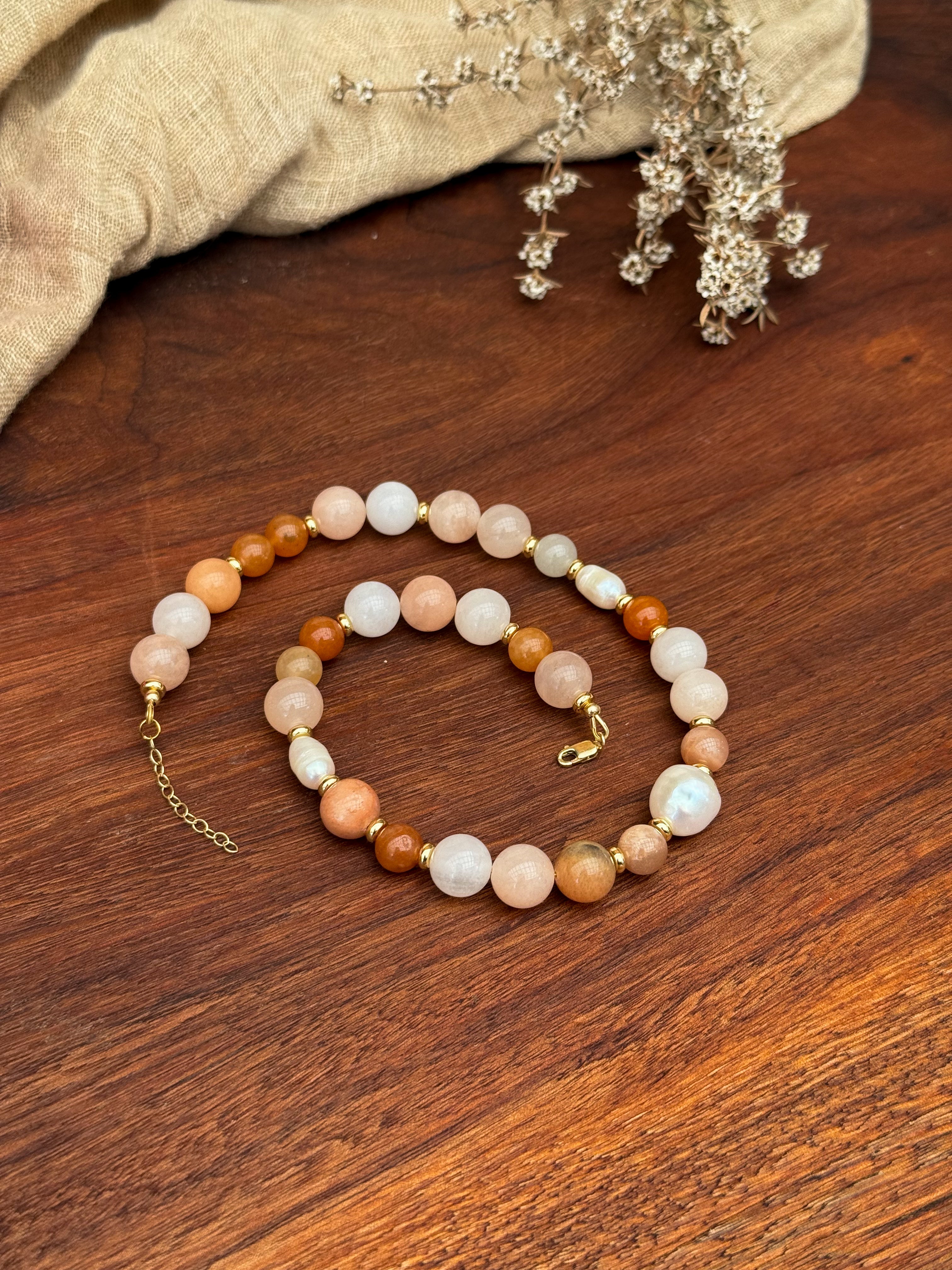 Dust & Bloom Necklace